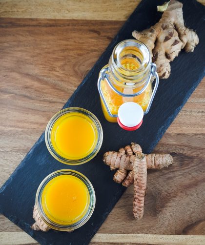 Ingwer Kurkuma Shot mit Orange