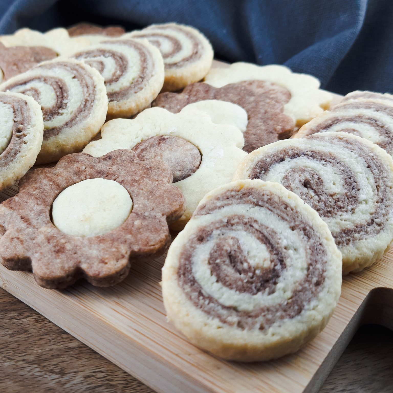 Schwarz Weiß Gebäck - mein einfaches Rezept Schwarz Weiß Gebäck - mein einfaches Rezept